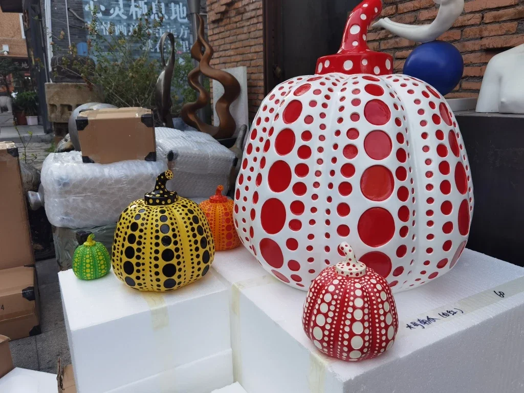 Kusama Yayoi Pumpkin Statue Ja - đánh giá và giá Resin Art Ocean