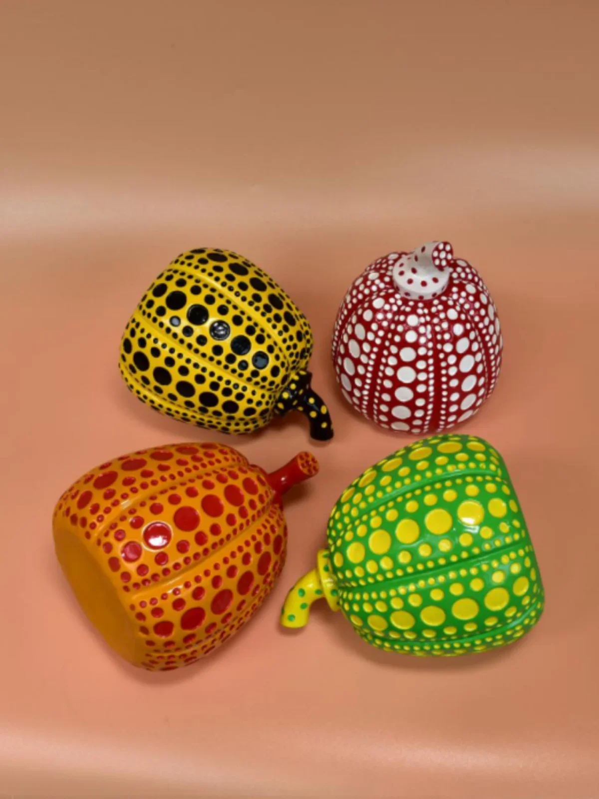 Kusama Yayoi Pumpkin Statue Ja - đánh giá và giá Resin Art Ocean