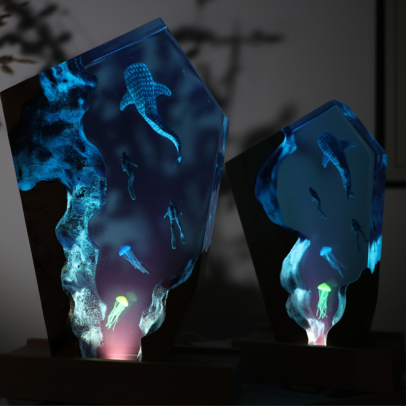 Resin Cave Whale Diver Desktop - đánh giá và giá Resin Art Gift For Wedding