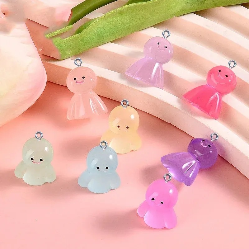 10Pcs Glow In Dark Cartoon Dol - đánh giá và giá Resin Art Materials