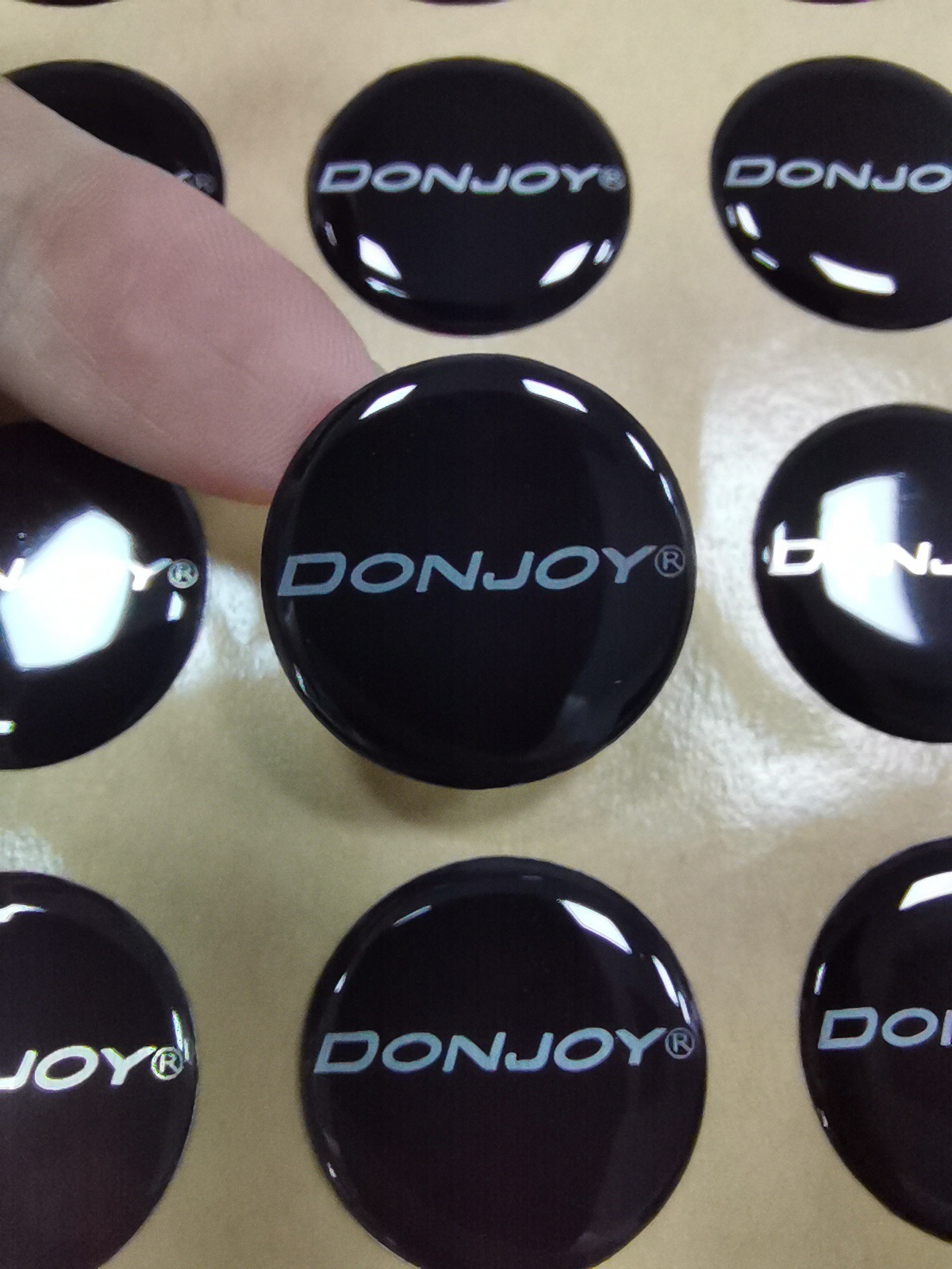 Custom Dome Epoxy Resin Sticke - đánh giá và giá Resin Art Logo